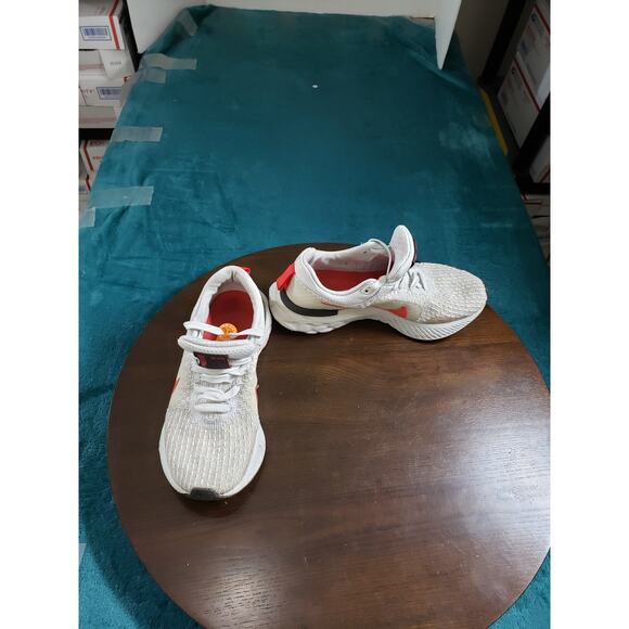 Nike React Infinity Run Flyknit 3 Shoes Size 8 Mens White Running Gym DZ3014-100 main image 6